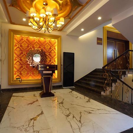 All Heavens Gold New Delhi Bagian luar foto